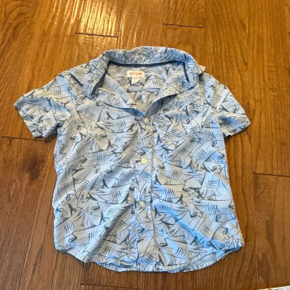 Boys short sleeve button down bundle 5-6 - Picture 9 of 11
